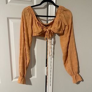 Long sleeve knot front crop top